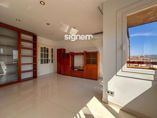Pis  Bernat de cabrera. Piso en manresa 121m2 construidos con ascensor, balcón y pk