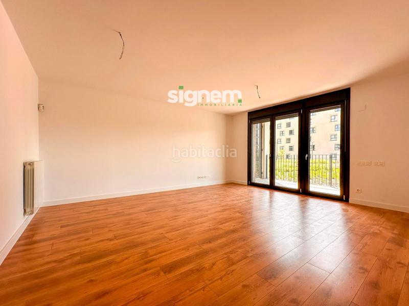 Foto b44fa0d5-db3b-4342-8a53-78c8d9df9efb. Flat in concordia 63 in bases de Manresa - carretera de santpedor Manresa