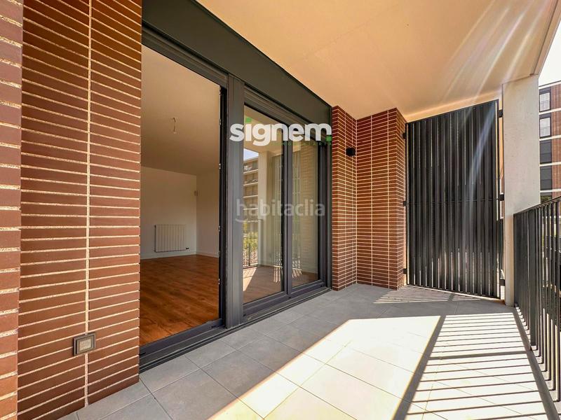 Foto e150ba7f-f87d-4dff-b971-56fce2f5d9bc. Flat in concordia 63 in bases de Manresa - carretera de santpedor Manresa