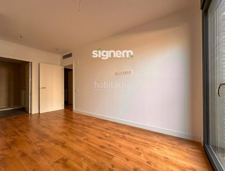 Foto fc240dc7-7e17-4622-b9da-60f67e3be688. Flat in concordia 63 in bases de Manresa - carretera de santpedor Manresa