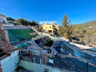 Proprit dans Castellgal. Terreno residencial de 549m2 en la urb. mas planoi de castellgal