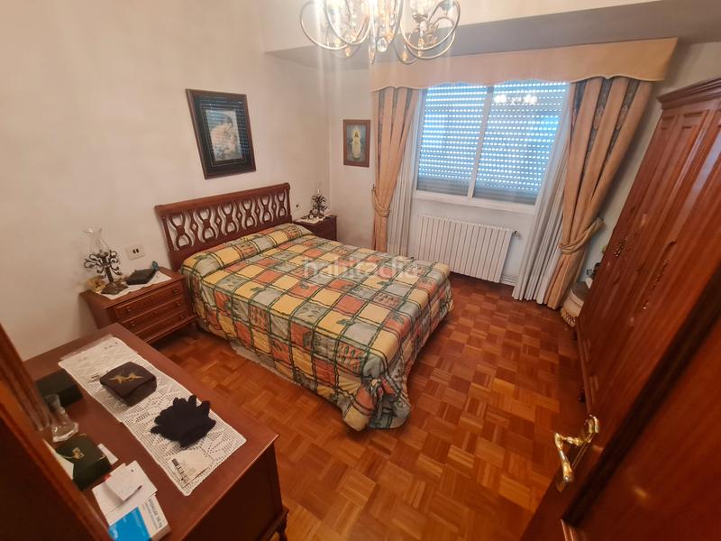 Foto 1c335717-aa22-460a-ac42-919b6afa1e61. Rent semi detached house with heating parking in Barrocanes Ourense