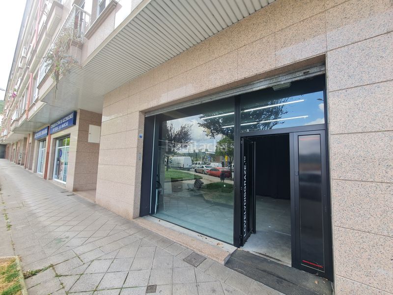 Foto c65b29f0-35e7-4930-a5a2-ba005e479d98. Lloguer local comercial a avenida otero pedrayo 42 a Ourense