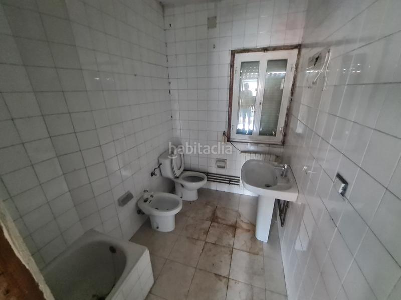 Foto 83992796-9bb6-4889-8c35-c2bef62fdd02. Casa in Universidad Ourense