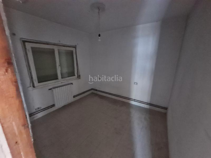 Foto cbcd57bb-c0b5-4fc9-a939-a80f5aa9f60f. Casa in Universidad Ourense