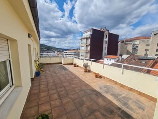 Appartamento en R�a da concordia 6. Vivienda con terraza en el centro de la ciudad
