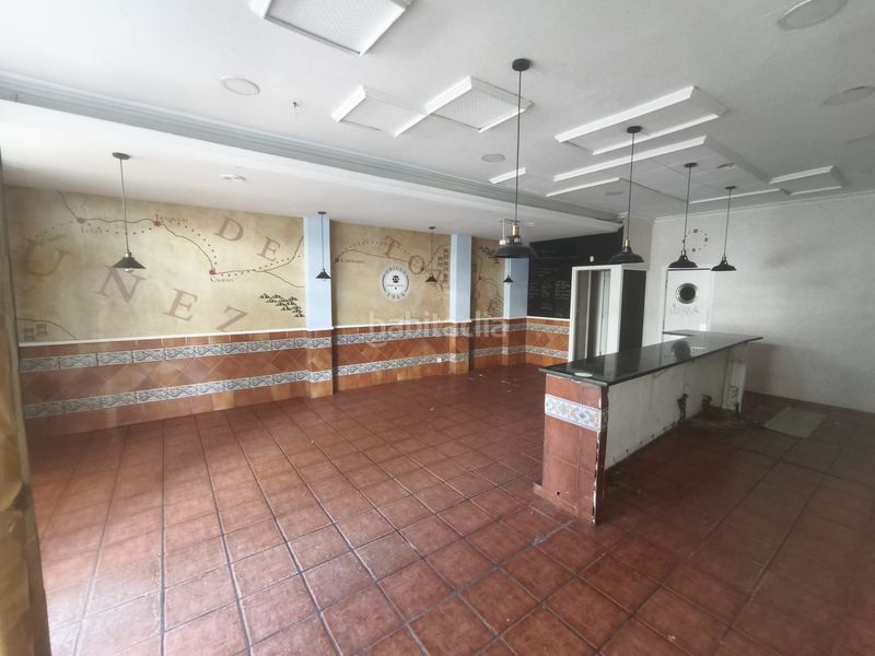 Foto d2cc99c0-e1c9-45e0-bb05-00532678655c. Lloguer local comercial a avenida de santiago 41 a Ourense