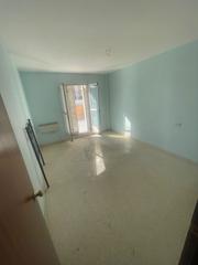 Etagenwohnung  N/a