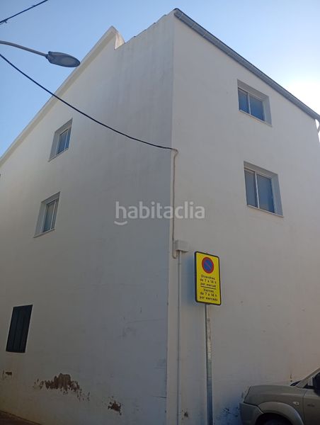 Foto b04a082a-0825-46c7-8e65-3f1d0d8f0eed. Casa amb xemeneia calefacció aparcament a Albocàsser