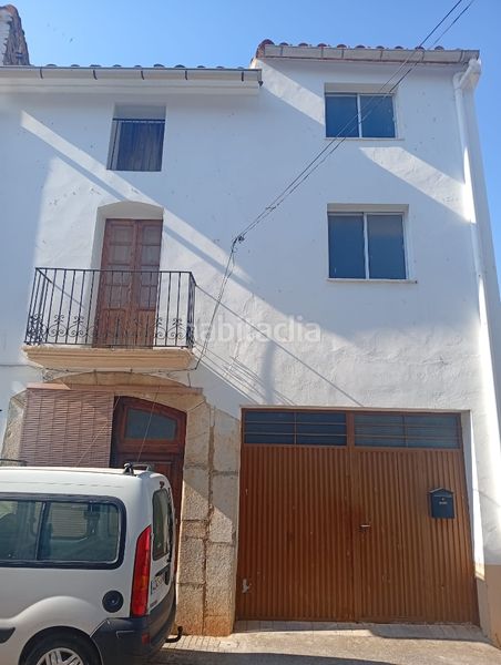 Foto b0f697b5-811a-4119-827a-ae85eaacf7d7. Casa amb xemeneia calefacció aparcament a Albocàsser
