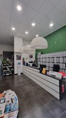 Local Comercial  Carrer de la repblica argentina. Se vende local a pie de calle