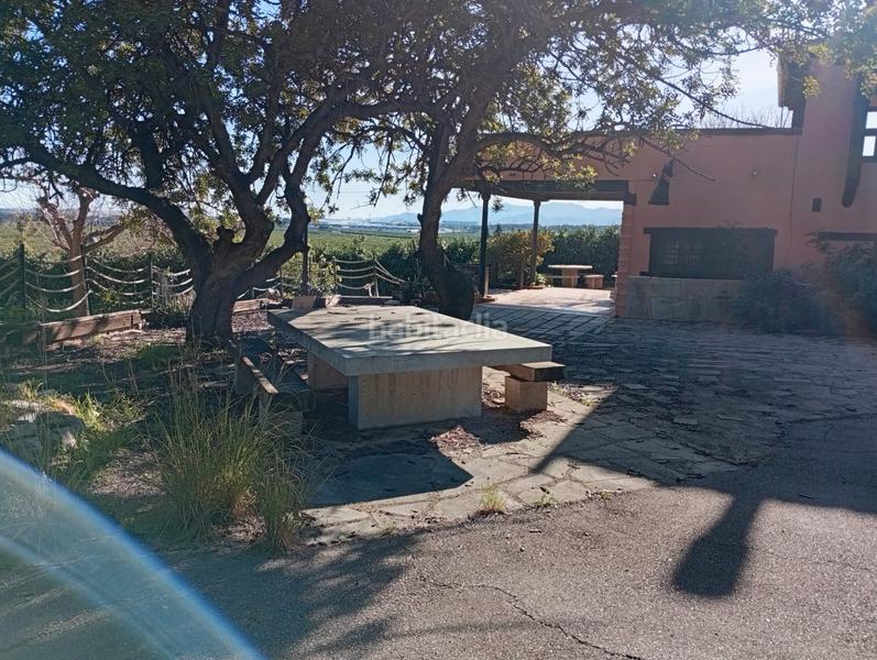 Foto a8465c46-1141-404d-9cc1-a2dd6fca0331. Casa amb xemeneia aparcament a Ciutat del Transport - La Salera Castellón de la Plana