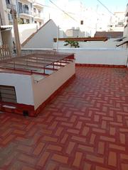 Casa  Carrer vzquez mella. Se vende casa independiente