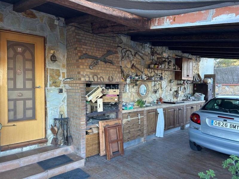 Foto c0484451-3531-49ba-a8c1-5cb70026ff9e. Casa amb aparcament piscina a Olèrdola