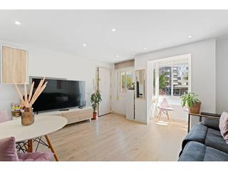 Appartement  Girona. Piso totalmente reformado en vilanova i la geltrú  3 habitacione