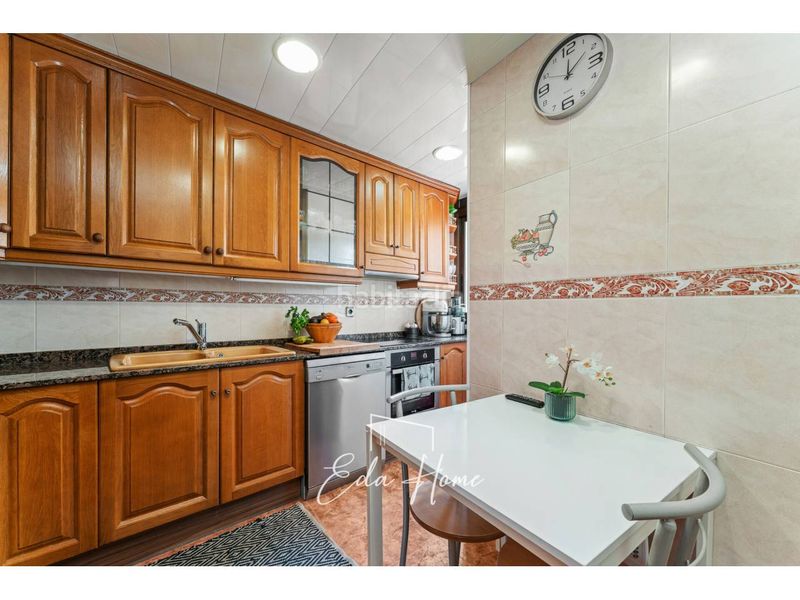 Foto c6dca842-ffa4-4428-882c-655de949e051. Dúplex a Sant Climent de Llobregat