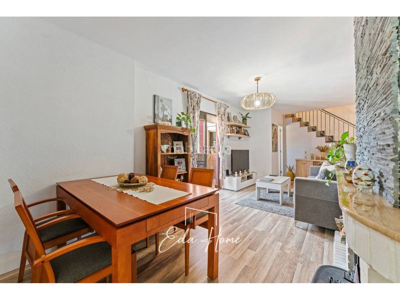 Foto dad32133-c0a0-4486-bb91-028dd5d17aac. Dúplex a Sant Climent de Llobregat