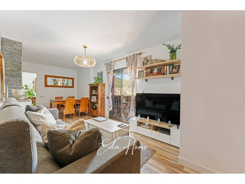 Foto e84a6d19-f86a-4e80-9ff4-dcd7246e8350. Dúplex a Sant Climent de Llobregat