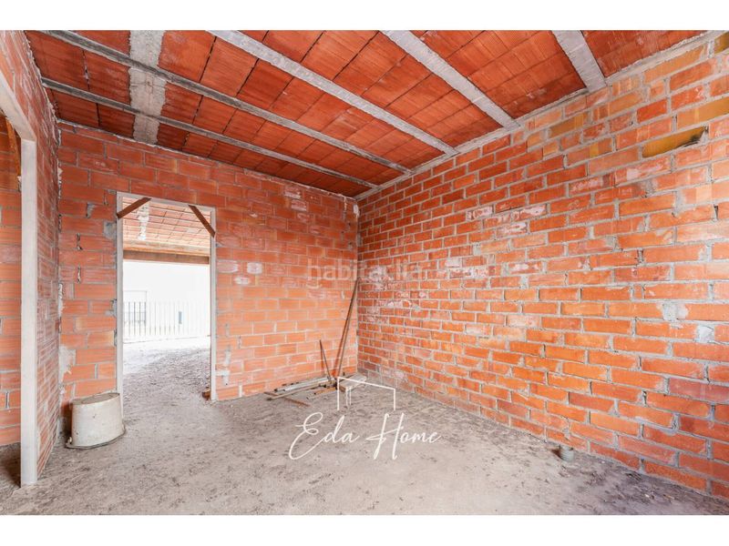 Foto 5d77ab53-77ef-46aa-be93-41a36595b93c. Casa adossada amb aparcament a Les Roquetes Sant Pere de Ribes