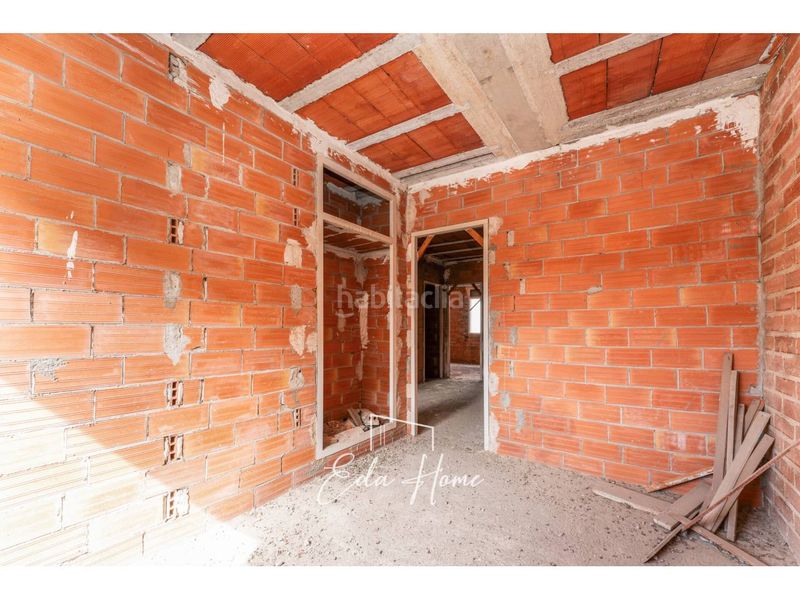 Foto b604ee3c-72b4-44b0-826b-ce4427993afe. Casa adossada amb aparcament a Les Roquetes Sant Pere de Ribes