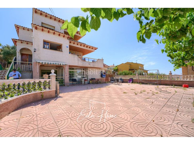 Foto e858f27d-bedf-4d30-b556-ae365bec2b36. Xalet amb calefacció aparcament a Cunit residencial Cunit