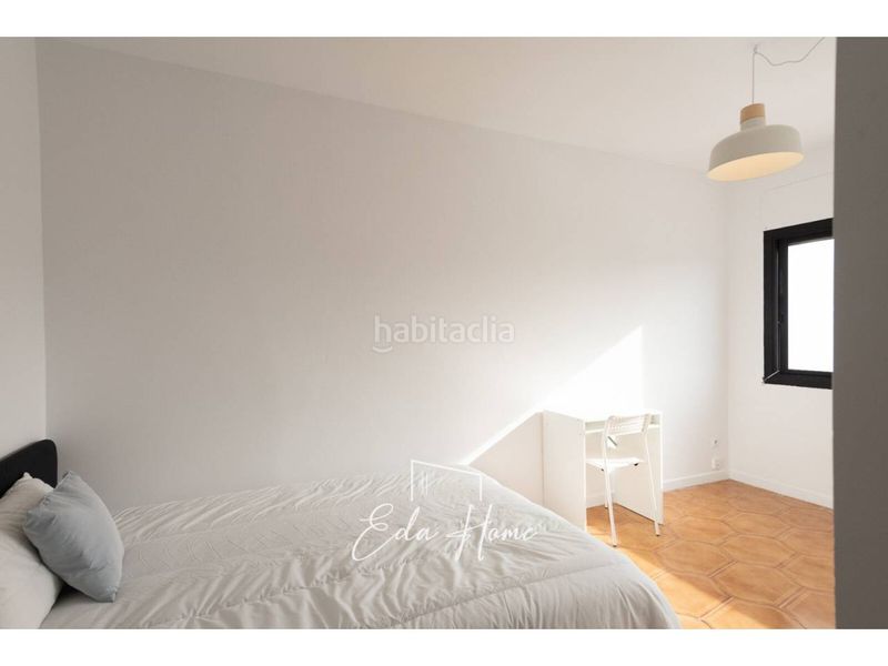 Foto fb5715a7-0bdb-423f-9c42-dd32326fe4c2. Pis a el castell de Cubelles Cubelles