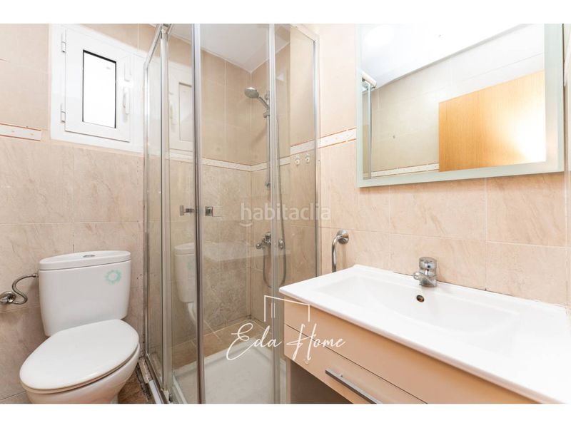 Foto 0a98f3fd-7406-4a9e-bd06-2f24554990e8. Pis a La Gavarra Cornellà de Llobregat
