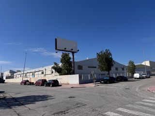 Nau industrial en Calle r�o segura 11. Nave en venta en pol�gono industrial de ceut� - murcia