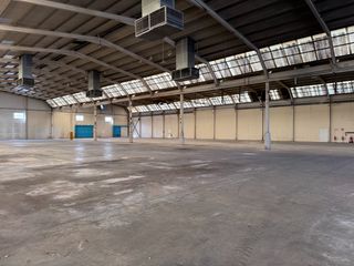 Rent Industrial building in Calle río segura 11. Alquiler nave en poligono industrial de ceuti - murcia