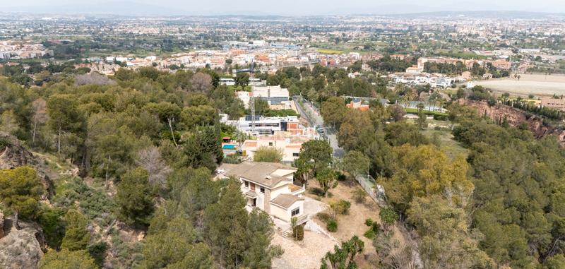 Foto 67e8130b-2317-41d5-925e-af703fbb474d. Chalet in calle de la luz 62 in Santo Angel Murcia