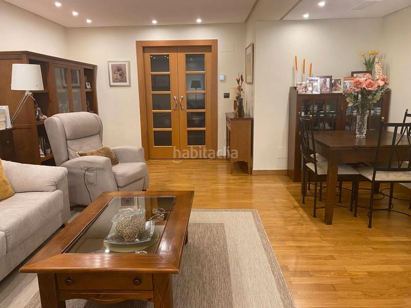 Foto 48d06744-dbe2-4977-be69-cf0290b53a7c. Piso en ronda de levante 50 ronda de levante, piso exterior de 3 amplios dormitorios con piscina comunitaria en Murcia
