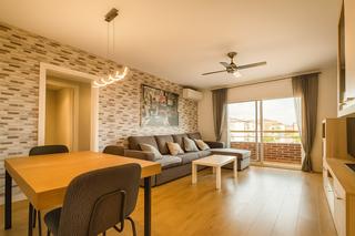 Etagenwohnung  Carrer de rocafonda. Piso en el centro de mataró