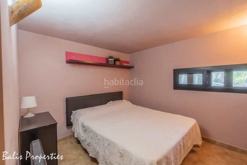 Foto 4e122732-cc8e-49a7-9ca5-a020a419eb78. Casa con camino riscaldamento parcheggio piscina in Cabrils