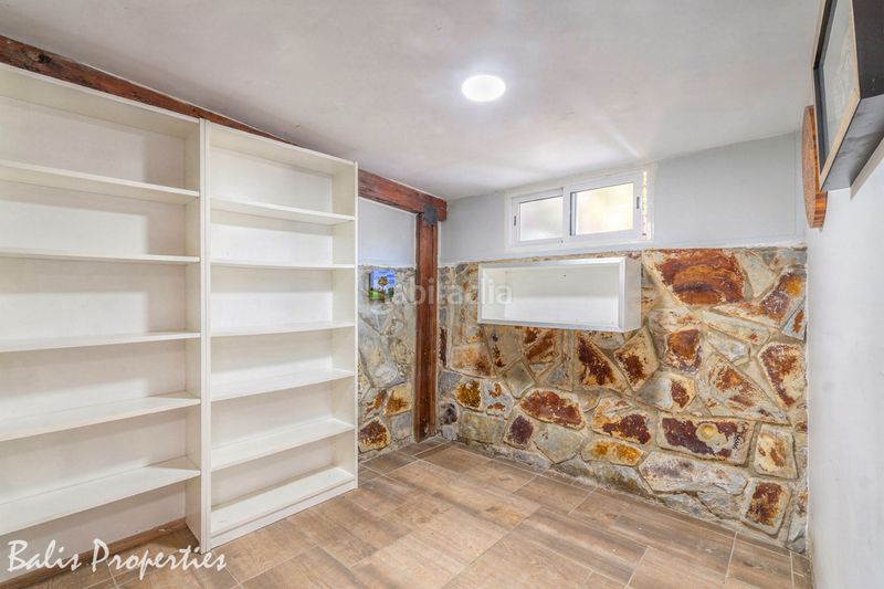 Foto 67102232-2406-4802-aad3-86a3678cba1e. Casa con camino riscaldamento parcheggio piscina in Cabrils