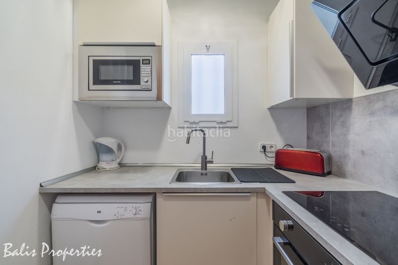 Foto b25adbf6-91ef-4e9d-960f-5e67be707861. Casa con camino riscaldamento parcheggio piscina in Cabrils