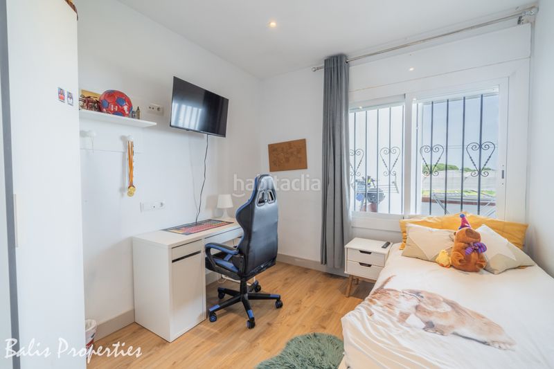 Foto c917a79f-89d0-44d2-bfe3-5b959cdb130b. Casa con camino riscaldamento parcheggio piscina in Cabrils