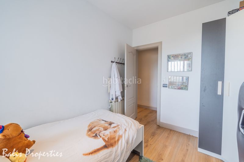 Foto d1028a01-d9f0-4030-8922-bec32841ea37. Casa con camino riscaldamento parcheggio piscina in Cabrils