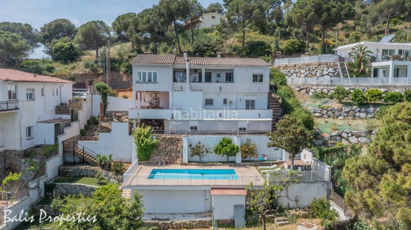 Foto fa609152-bbaa-4757-9d39-9676b8e9347c. Casa con camino riscaldamento parcheggio piscina in Cabrils