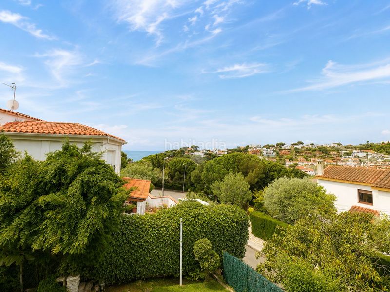 Foto d2e8ce63-8bc3-4a19-b6a0-a8d71415eb58. Casa amb xemeneia calefacció aparcament piscina a Arenys de Mar