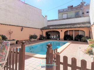 Xalet  Alt. Chalet en venta en alcoy, 4 dormitorios.