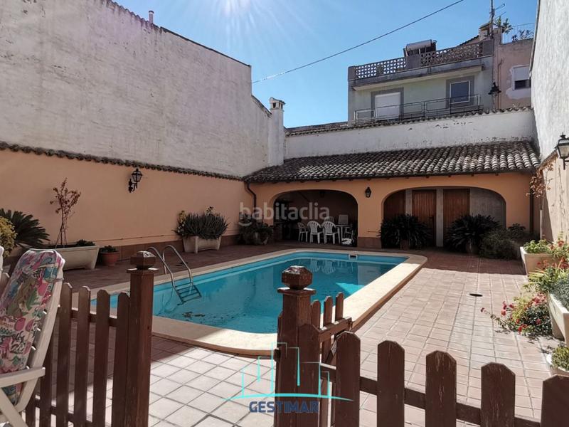 Foto 3d43f14d-176a-4229-a60e-4afb36d6f9c6. Xalet amb calefacció piscina a Centre-Zona Alta Alcoi