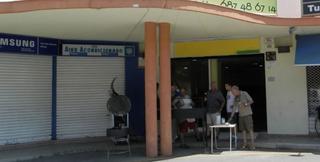 Local commercial à Albufereta. Local com. en venta en playas  san juan playa, 1 despacho.