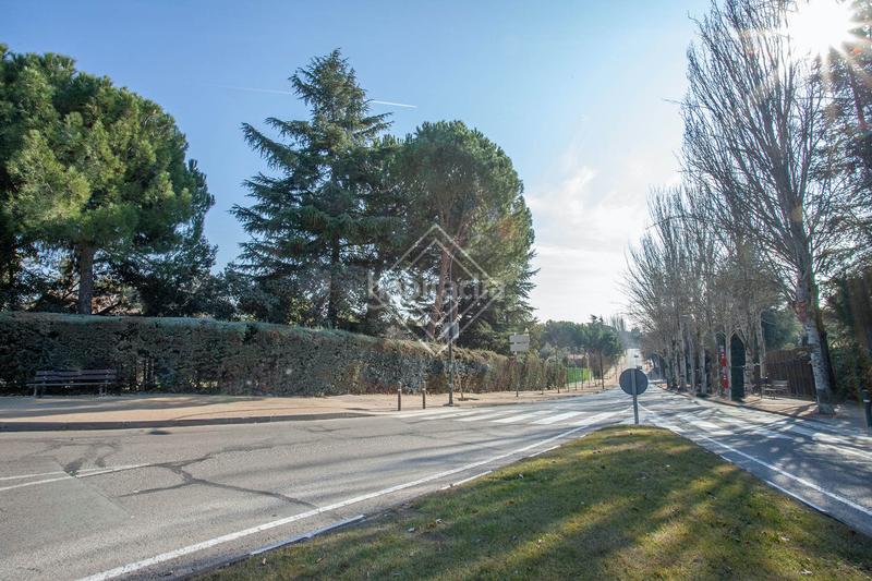 Foto 2614f07f-63c2-4aa0-a605-c9d0524fed1c. Chalet with heating parking pool in urbanización La Moraleja La Moraleja