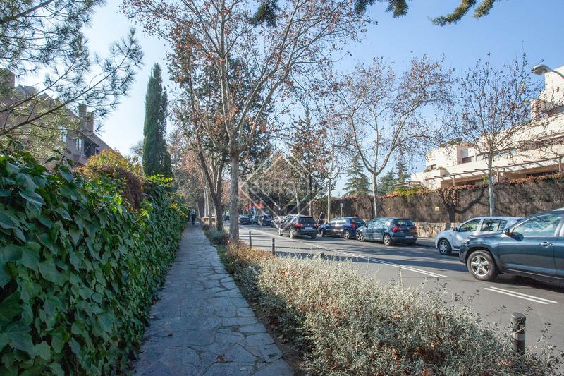 Foto 36f9ba48-a84c-4a6b-93a9-f5f931bd9295. Xalet amb calefacció aparcament piscina a urbanización La Moraleja La Moraleja