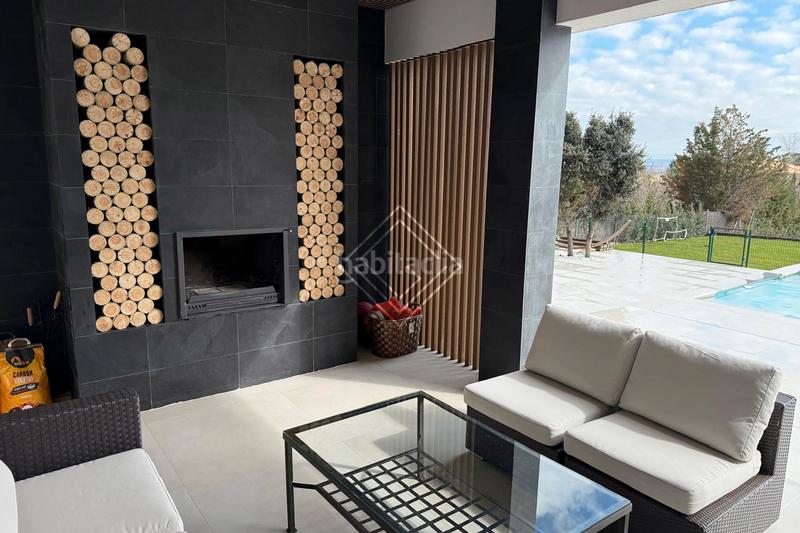 Foto 2e9ffc05-60d8-4a30-9e55-62dda20e5068. Chalet with fireplace heating parking pool in Ciudalcampo