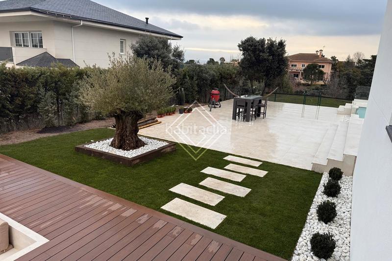 Foto 4f7c0a71-9f9e-4e36-8bb8-a1229dce6461. Chalet with fireplace heating parking pool in Ciudalcampo