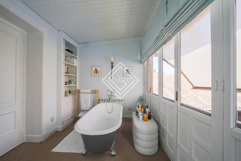 Foto cd3003e9-7b87-4ddb-a3e4-aa95a0638b92. Alquiler chalet en Ciudad Universitaria Madrid