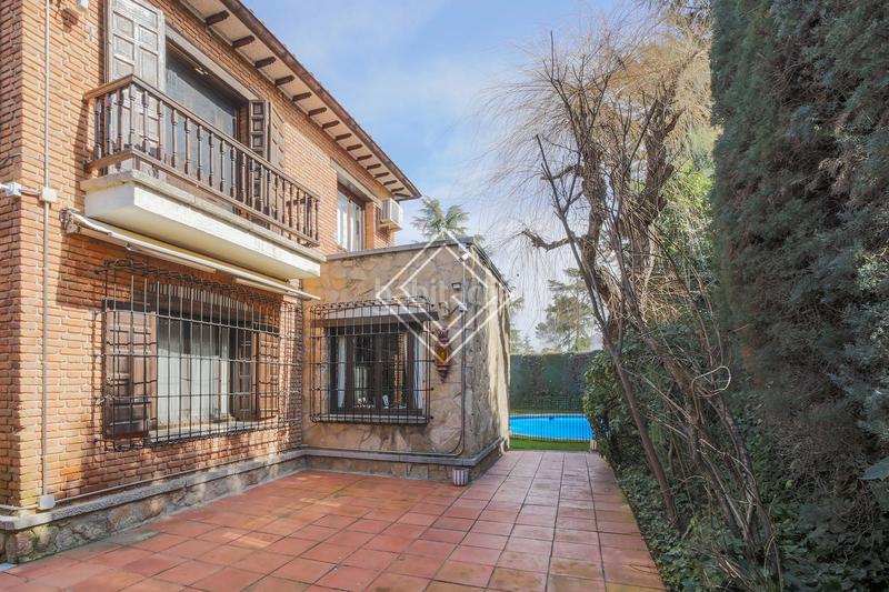 Foto cec3f065-d8d9-4dcc-80bd-99af918c55d0. Miete chalet mit kamin heizung parking pool in Ciudad Universitaria Madrid