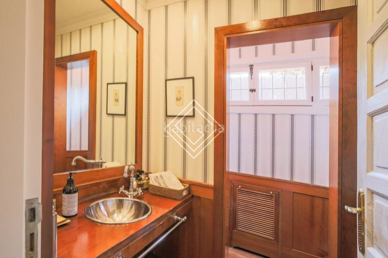 Foto fff2479d-e6fc-4037-8752-e7d844c8ec5a. Affitto chalet con camino riscaldamento parcheggio piscina in Madrid