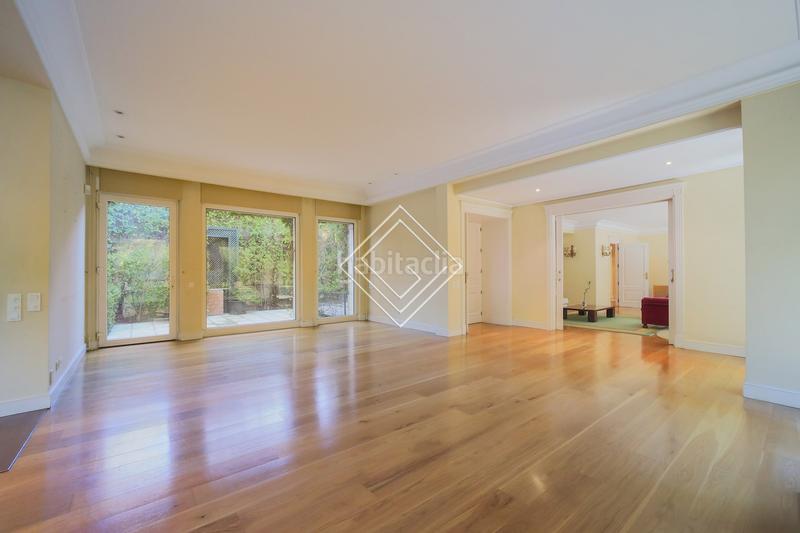 Foto ff45e699-dbb0-4771-9e01-ffecc651ec4a. Chalet with heating parking pool in Ciudad Universitaria Madrid